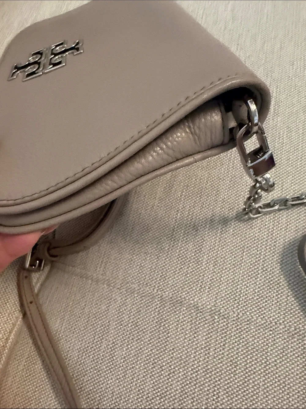 Tory Burch Beige Leather Crossbody Clutch with rare Silver Logo